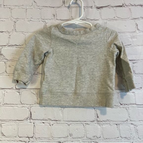 Baby GAP Raindeer sweatshirt size 6-12 months - Picture 2 of 3